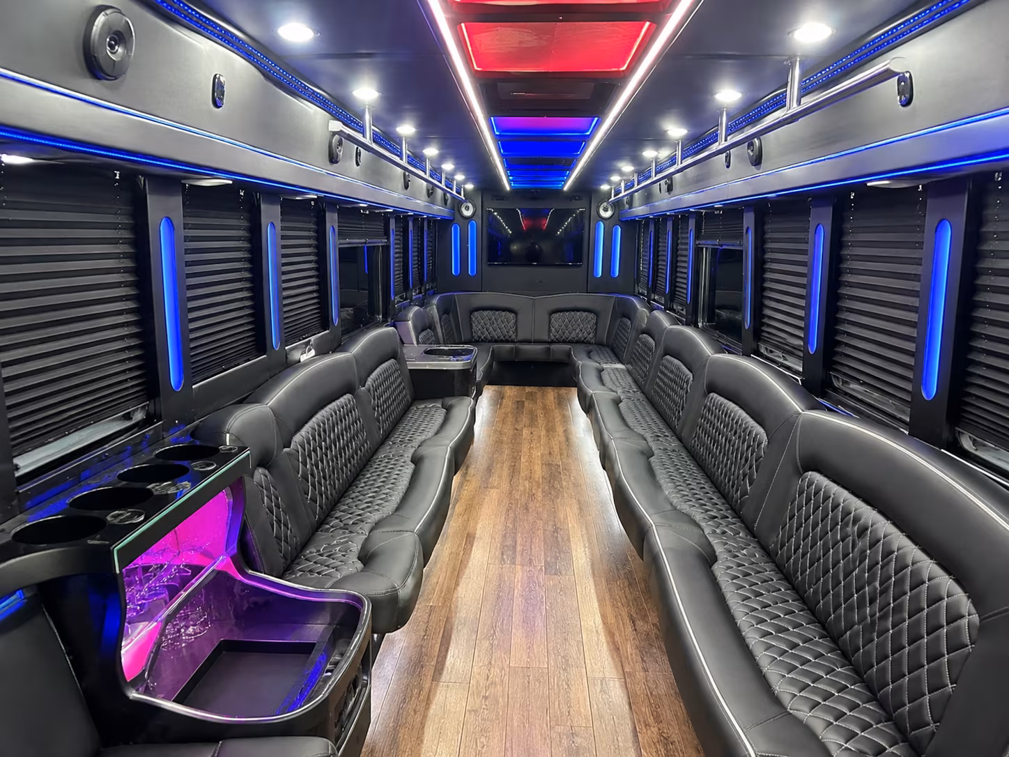 Meridian Winery Tour & Pub Crawl Transportation party bus exterior